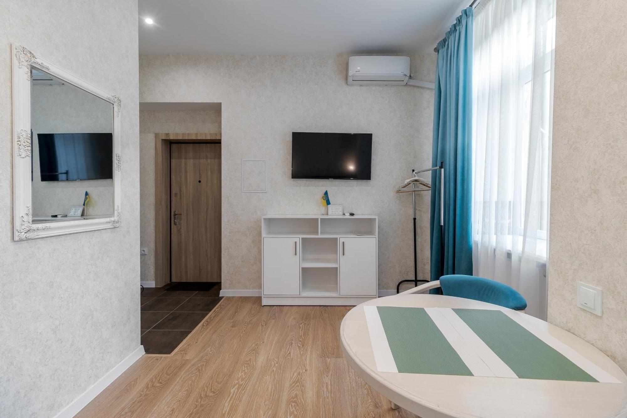 Apartament Luxury Flat Near Opera Lwów Zewnętrze zdjęcie